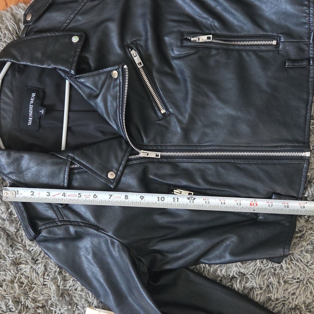 Vegan Leather Moto Jacket (L) - Picture 9 of 9
